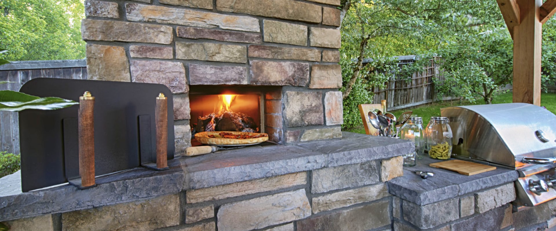 How to Install a Fire Pit or Outdoor Kitchen for Your DIY Renovation Projects