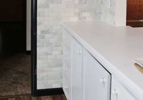 Tiling a Backsplash: A DIY Tutorial for Homeowners